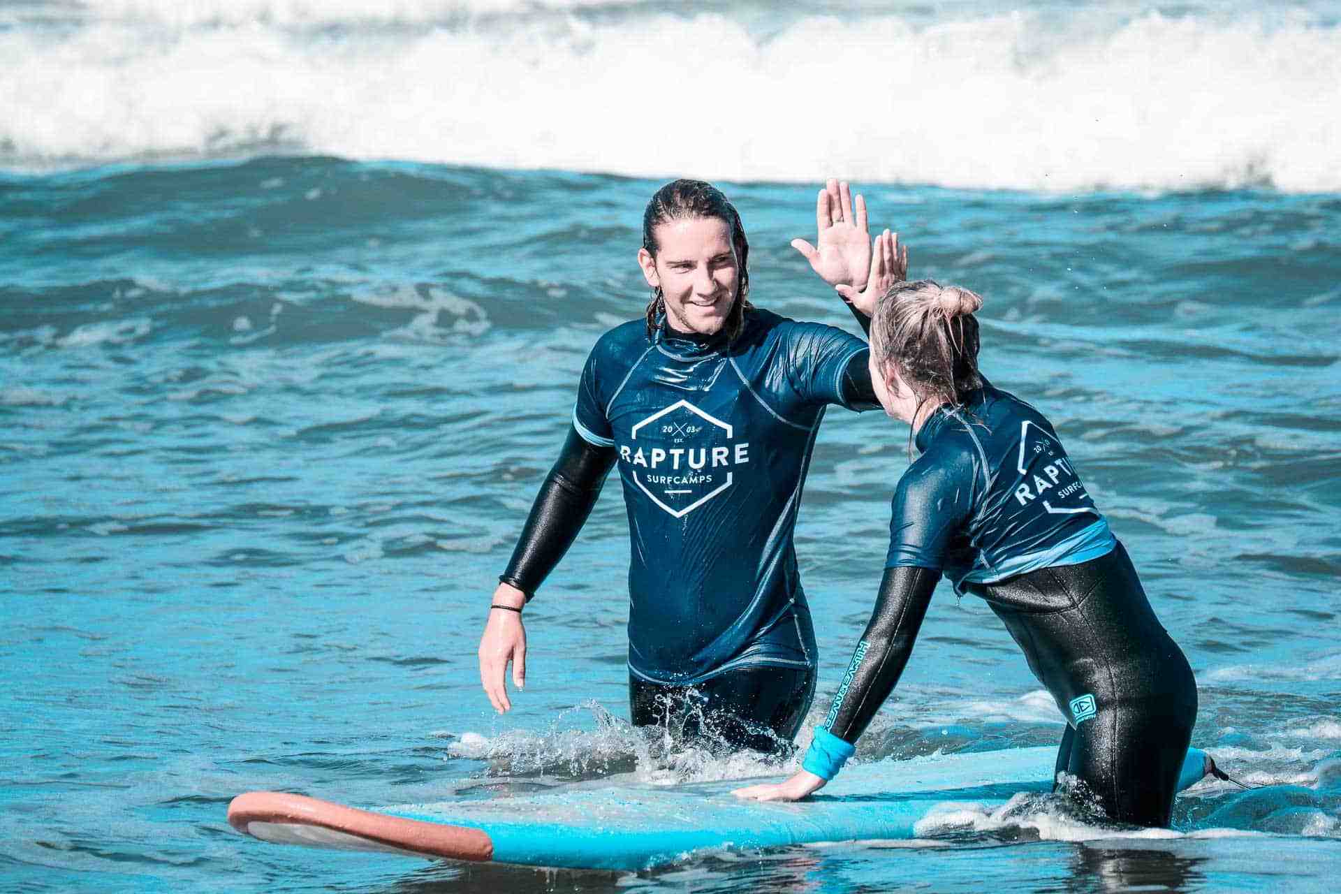 Où apprendre à faire du surf France ?